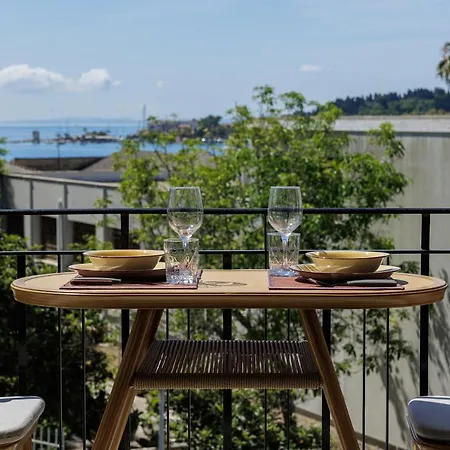 Apartment Vanda's Maison *