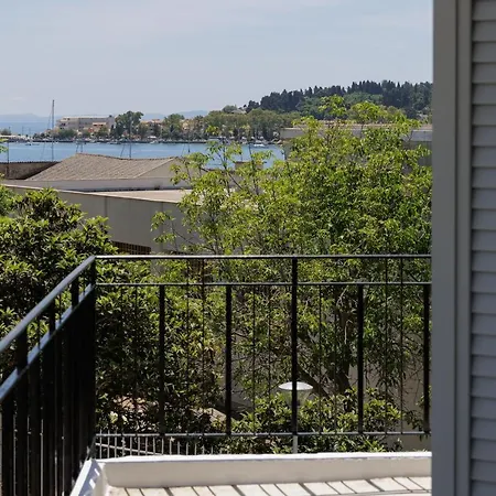 アパート Vanda's Maison